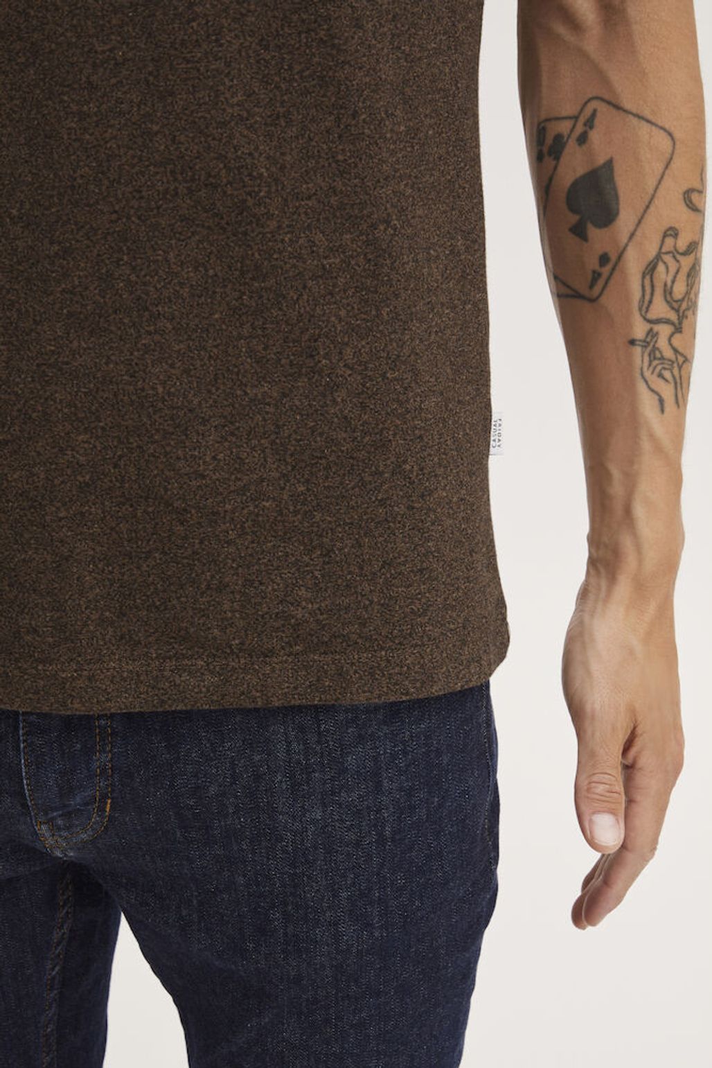 CASUAL FRIDAY Thor T Shirt BROWN