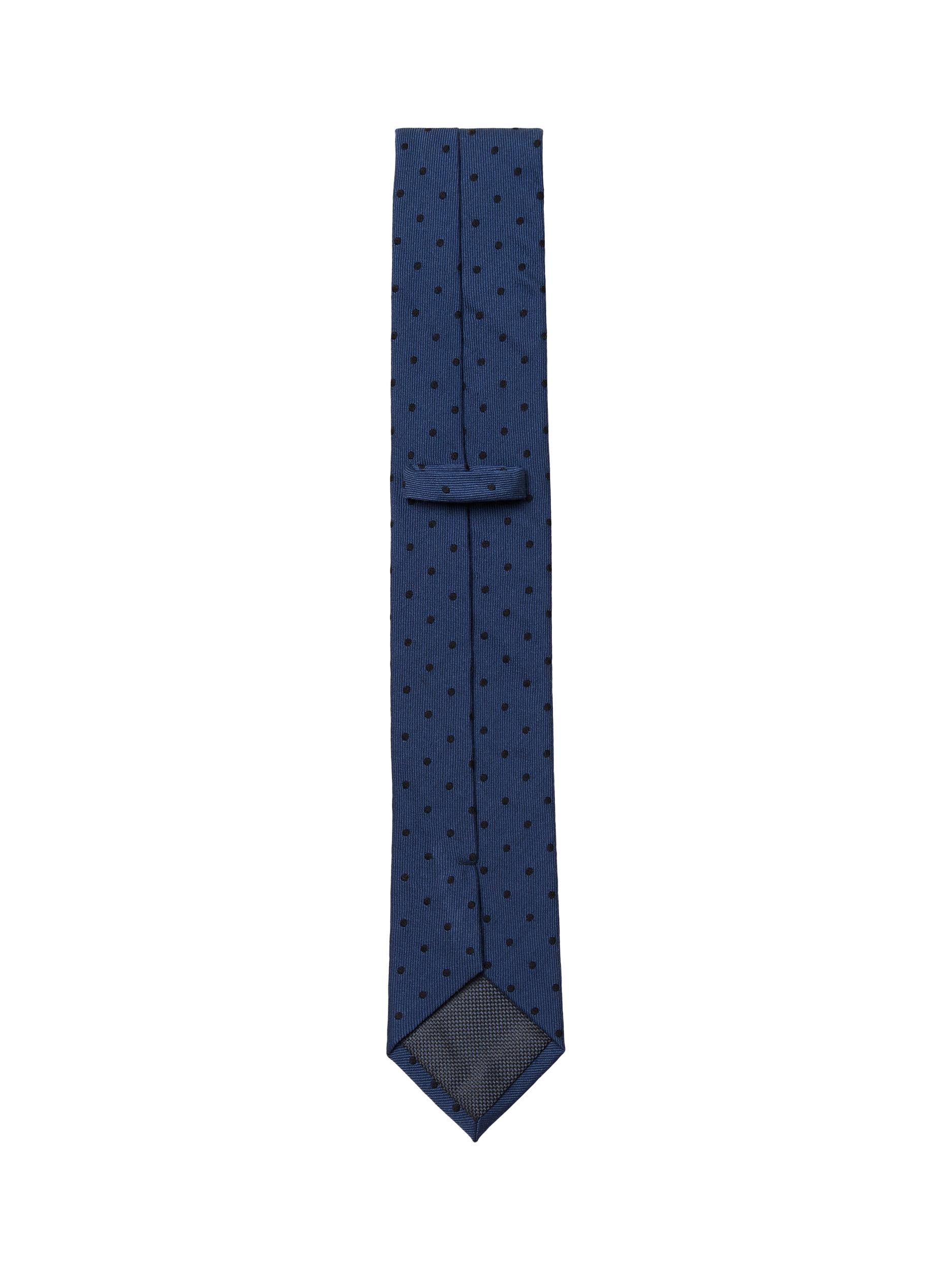 neck tie