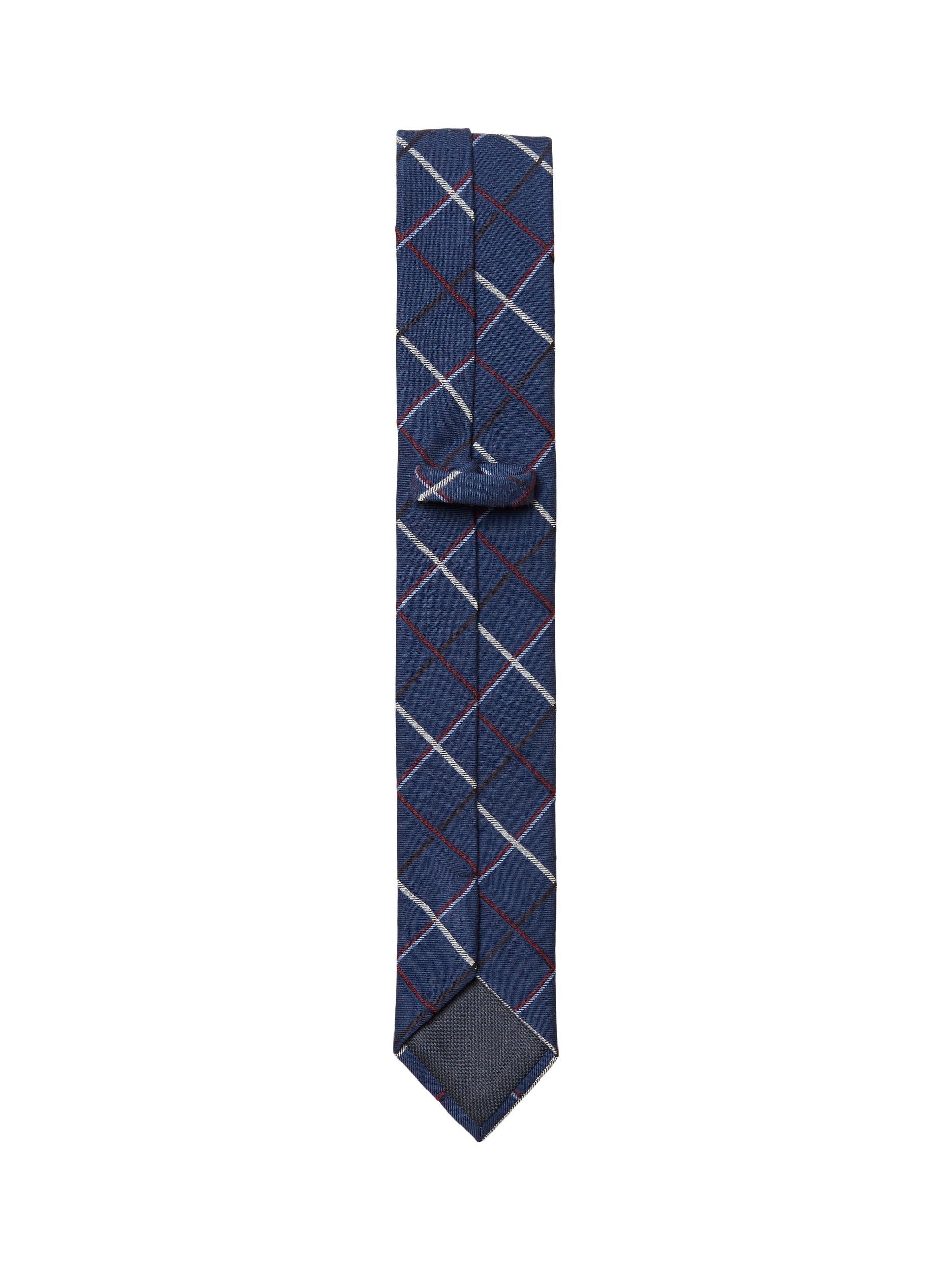 neck tie